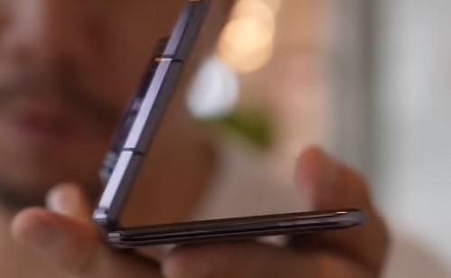 Beelőzött a Huawei az 5G-s összecsukható telefonnal