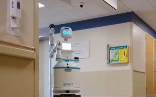 Még több Moxi robotot vethetnek be a kórházakban