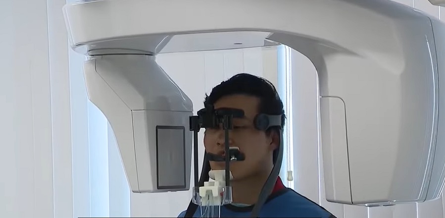A robotok, a mikrobotok és a nanotechnológia támogatják a fogorvosokat