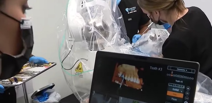 Hogyan segítik a mikrorobotok és a nanotechnológia a fogászatot?
