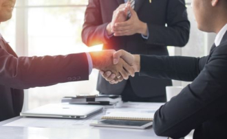 Milliókat spórolhatnak a kkv-k, ha legyőzik a mesterséges intelligencia buktatóit