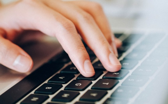 Érdekes dolgot talált ki a KKV-k számára Kína a mesterséges intelligencia széleskörű bevezetésére