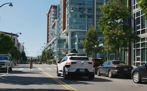 Generatív MI: már teljesen egyedül jár az utakon az új Waymo robottaxi