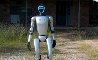 Főszerepet kapott egy mesterséges intelligencia-robot az ingatlanos tévéshow-ban